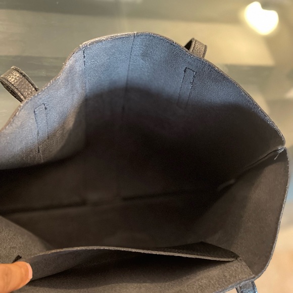 CLASSIC Vince Camuto Bag. Excellent Condition! SALE! - Picture 5 of 6